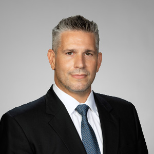Dennis Grzeskowiak Headshot